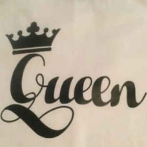 Meet your Posher, Leona